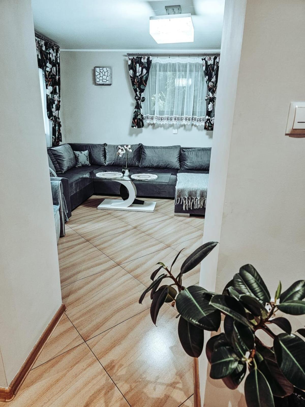 Apartment Smile